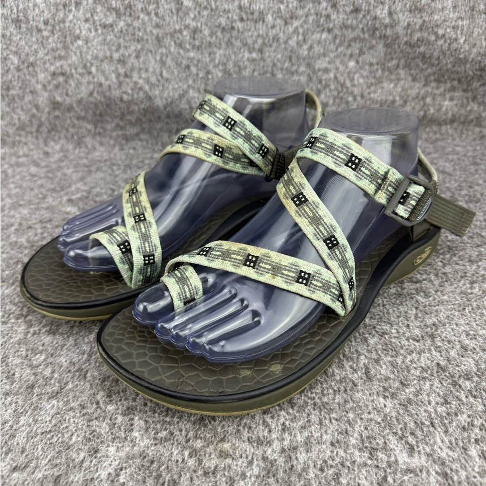 Women's 9 Chaco Z/2 Adjustable Strap Clasic Sandals Green Hiking Shoe W/Toe Loop